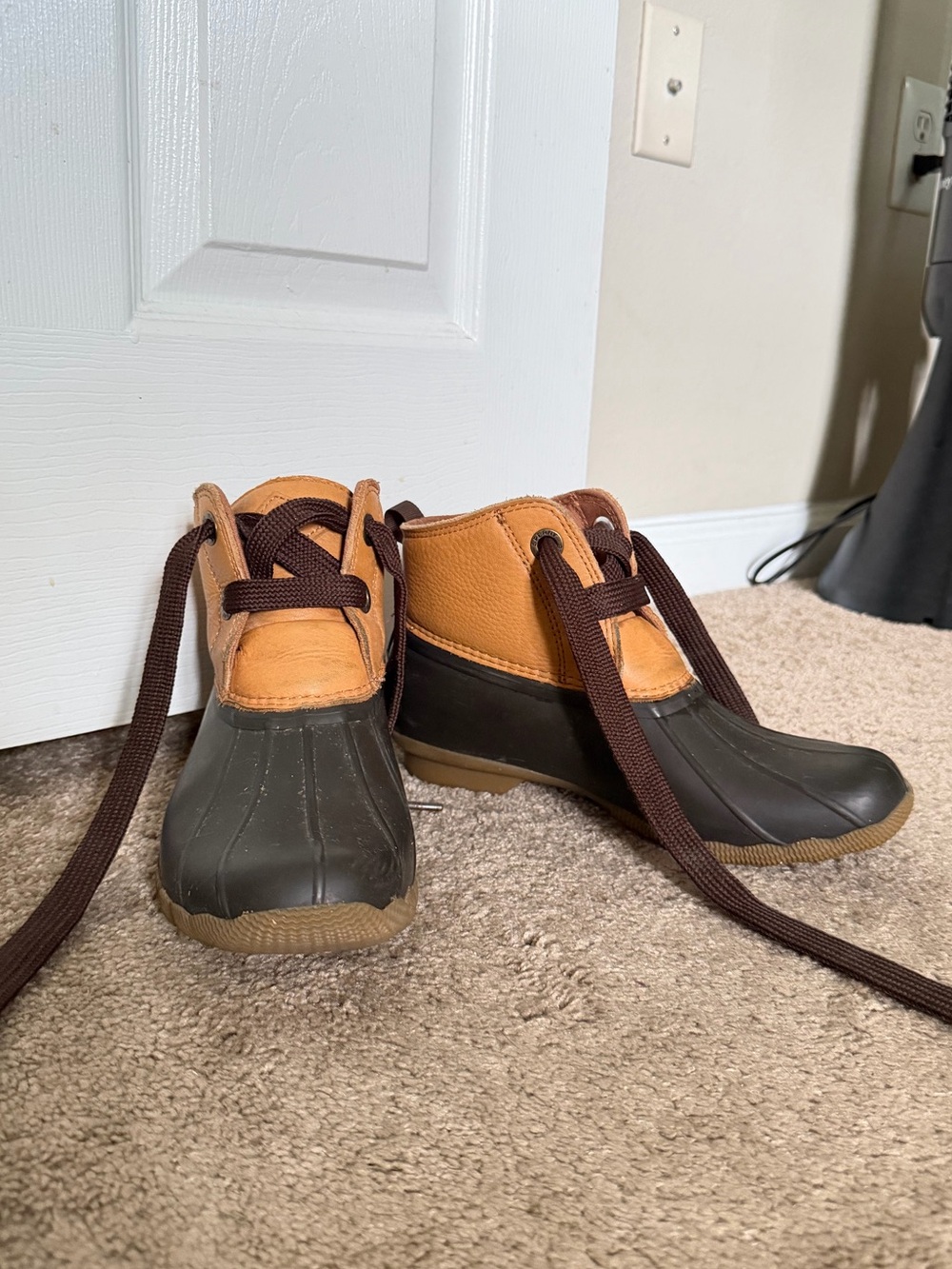 Women’s Two-Tone Brown Duck Boots - Tan and Dark Brown